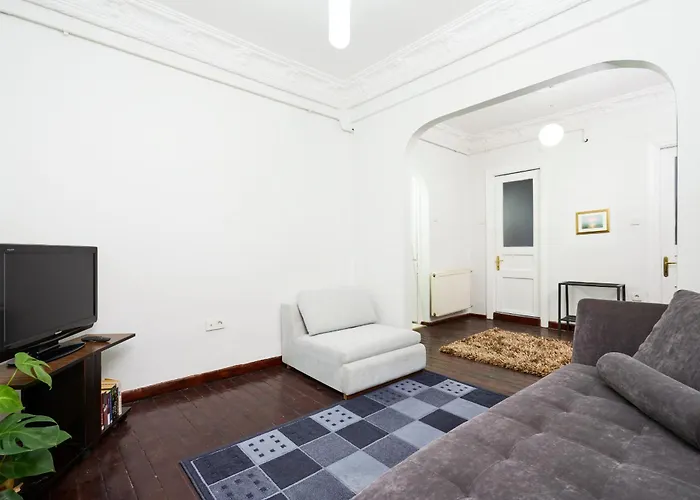 Apartment Cozy Next To Taksim Square Istanbul